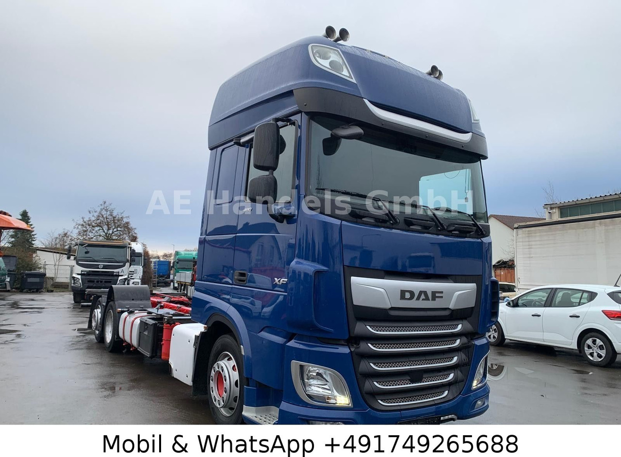 DAF XF 480 SSC LL BDF *Retarder/Lenk+Lift/ACC/2xTank - Camión portacontenedore/ Intercambiable: foto 1 DAF XF 480 SSC LL BDF *Retarder/Lenk+Lift/ACC/2xTank - Camión portacontenedore/ Intercambiable: foto 1