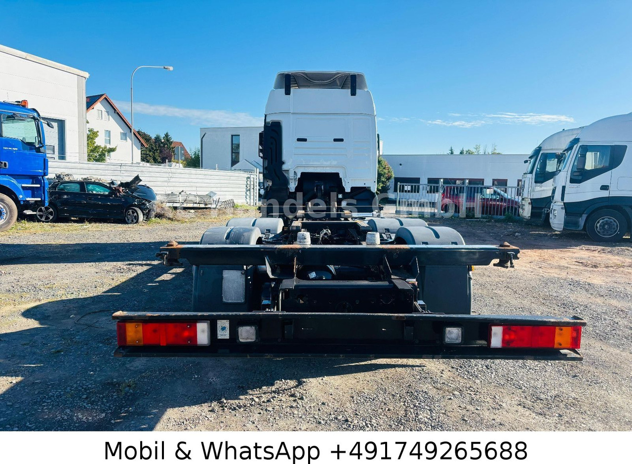 MAN TGX 26.460 BDF XLX LL 6x2 *Retarder/ACC/Lift/AHK - Camión portacontenedore/ Intercambiable: foto 4 MAN TGX 26.460 BDF XLX LL 6x2 *Retarder/ACC/Lift/AHK - Camión portacontenedore/ Intercambiable: foto 4