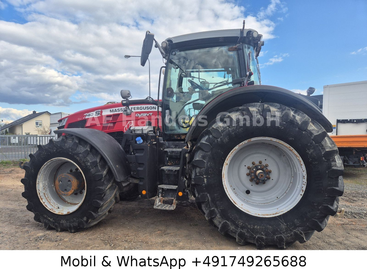 Massey Ferguson DVRT Exclusiv MF 8740 *6.100Std/Straßenzulassung - Tractor: foto 2 Massey Ferguson DVRT Exclusiv MF 8740 *6.100Std/Straßenzulassung - Tractor: foto 2