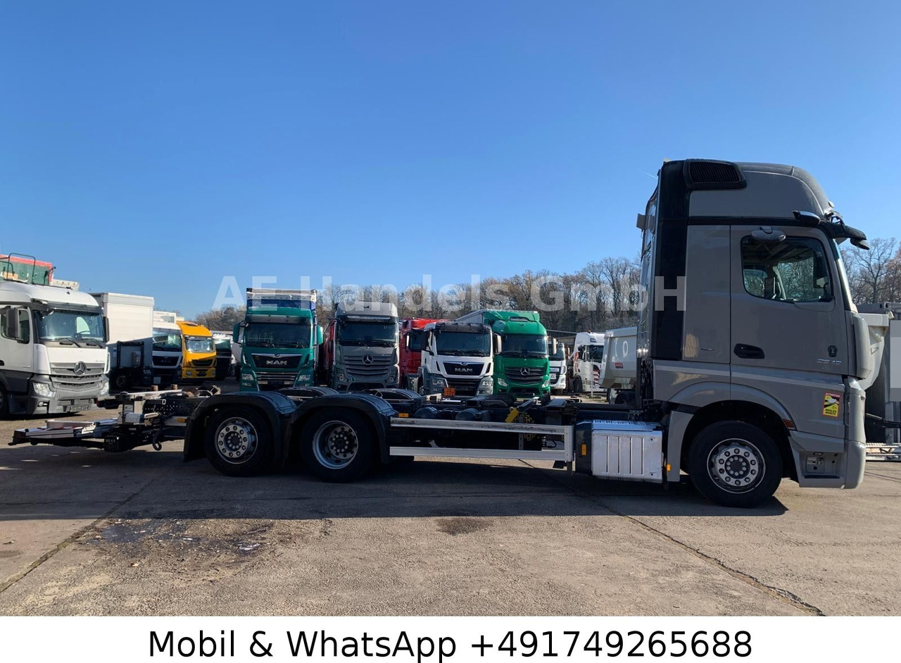 Mercedes-Benz Actros 5 2545 GigaSpace BDF *Retarder/Multi/LBW - Camión portacontenedore/ Intercambiable: foto 2 Mercedes-Benz Actros 5 2545 GigaSpace BDF *Retarder/Multi/LBW - Camión portacontenedore/ Intercambiable: foto 2