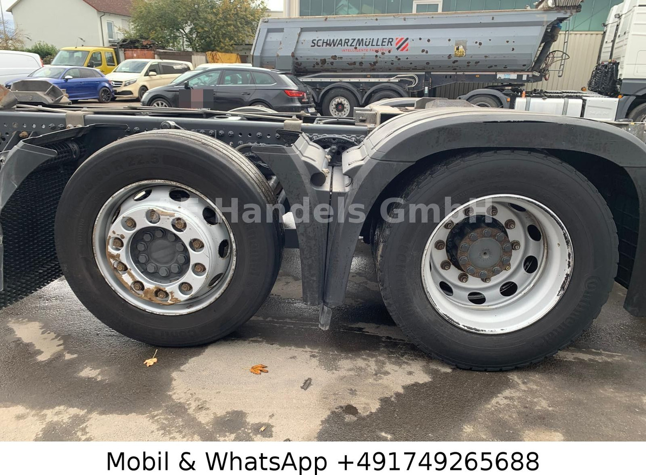 Camión portacontenedore/ Intercambiable Mercedes-Benz Actros V 2545 GigaSpace BDF LL*Retarder/LBW/L+L: foto 18 Camión portacontenedore/ Intercambiable Mercedes-Benz Actros V 2545 GigaSpace BDF LL*Retarder/LBW/L+L: foto 18