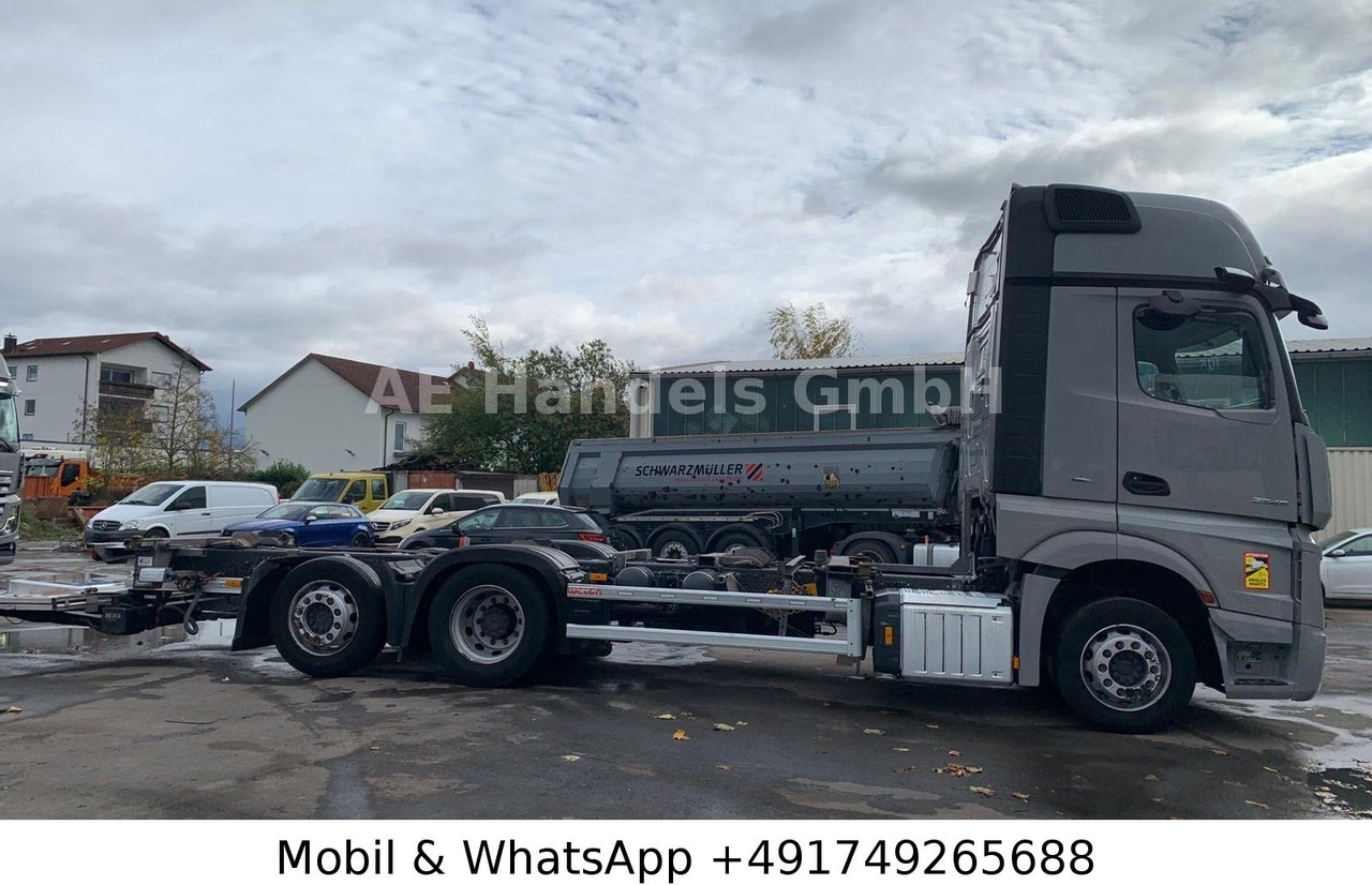 Camión portacontenedore/ Intercambiable Mercedes-Benz Actros V 2545 GigaSpace BDF LL*Retarder/LBW/L+L: foto 8 Camión portacontenedore/ Intercambiable Mercedes-Benz Actros V 2545 GigaSpace BDF LL*Retarder/LBW/L+L: foto 8