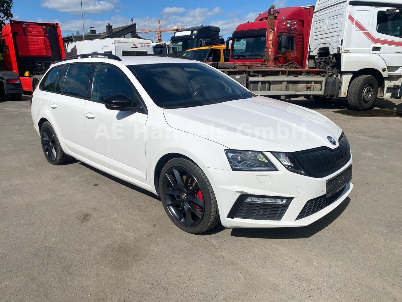 Skoda Octavia VRS Kombi 2.0 TDI *ACC/PDC/LED/1.Hand/HU - Coche familiar: foto 1 Skoda Octavia VRS Kombi 2.0 TDI *ACC/PDC/LED/1.Hand/HU - Coche familiar: foto 1