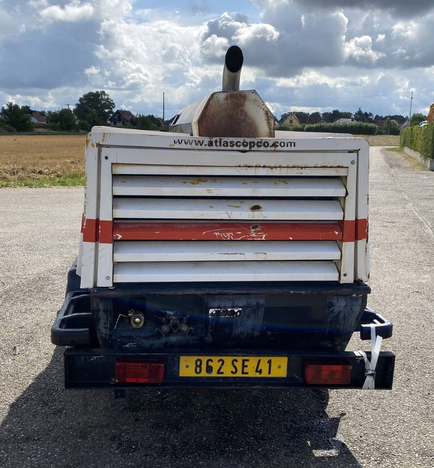 Atlas Copco XAS186DD Euro/Box Certificat CE endommagé - Compresor de aire: foto 5 Atlas Copco XAS186DD Euro/Box Certificat CE endommagé - Compresor de aire: foto 5