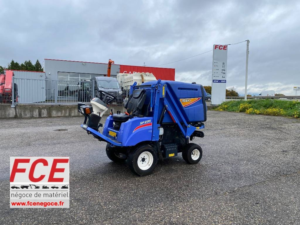 Iseki SF 235F 1er Main endommagée - Segadora: foto 1 Iseki SF 235F 1er Main endommagée - Segadora: foto 1