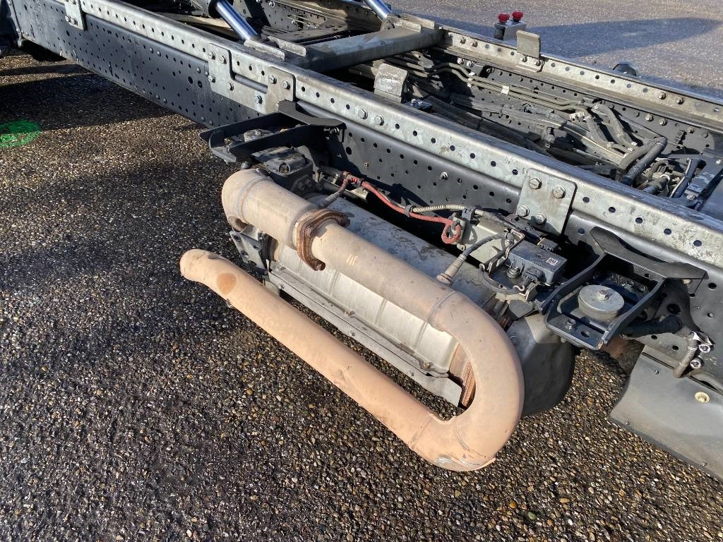 Camión portavehículos Isuzu P75-S2/MONZA 1er Main Carte grise Française: foto 16