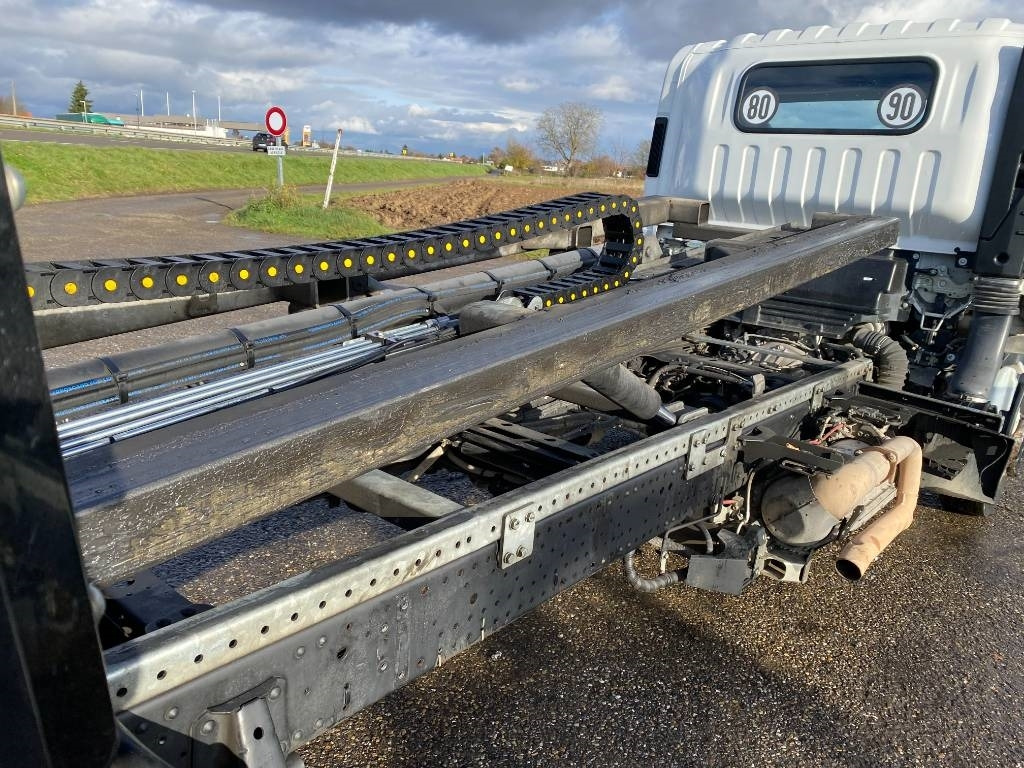 Camión portavehículos Isuzu P75-S2/MONZA 1er Main Carte grise Française: foto 29