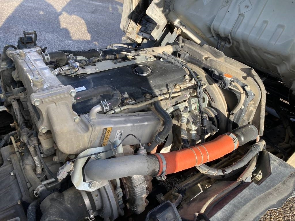 Camión portavehículos Isuzu P75-S2/MONZA 1er Main Carte grise Française: foto 40