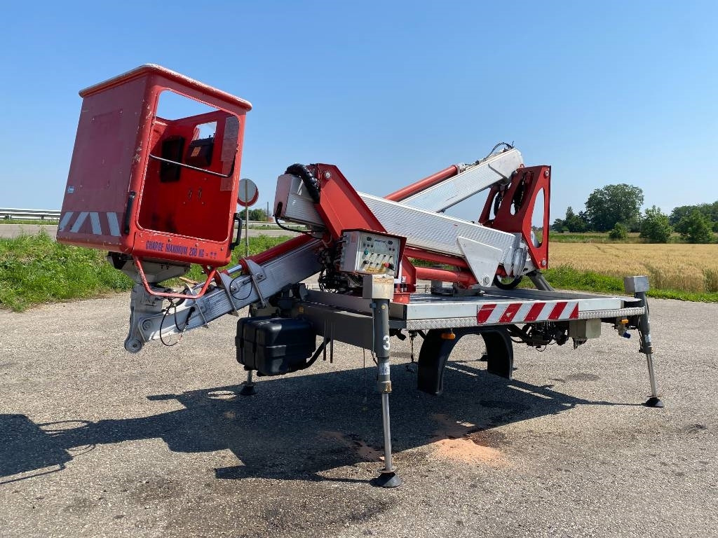 Multitel Nacelle Multitel MX 200 A réviser  - Camión con plataforma elevadora: foto 4 Multitel Nacelle Multitel MX 200 A réviser  - Camión con plataforma elevadora: foto 4