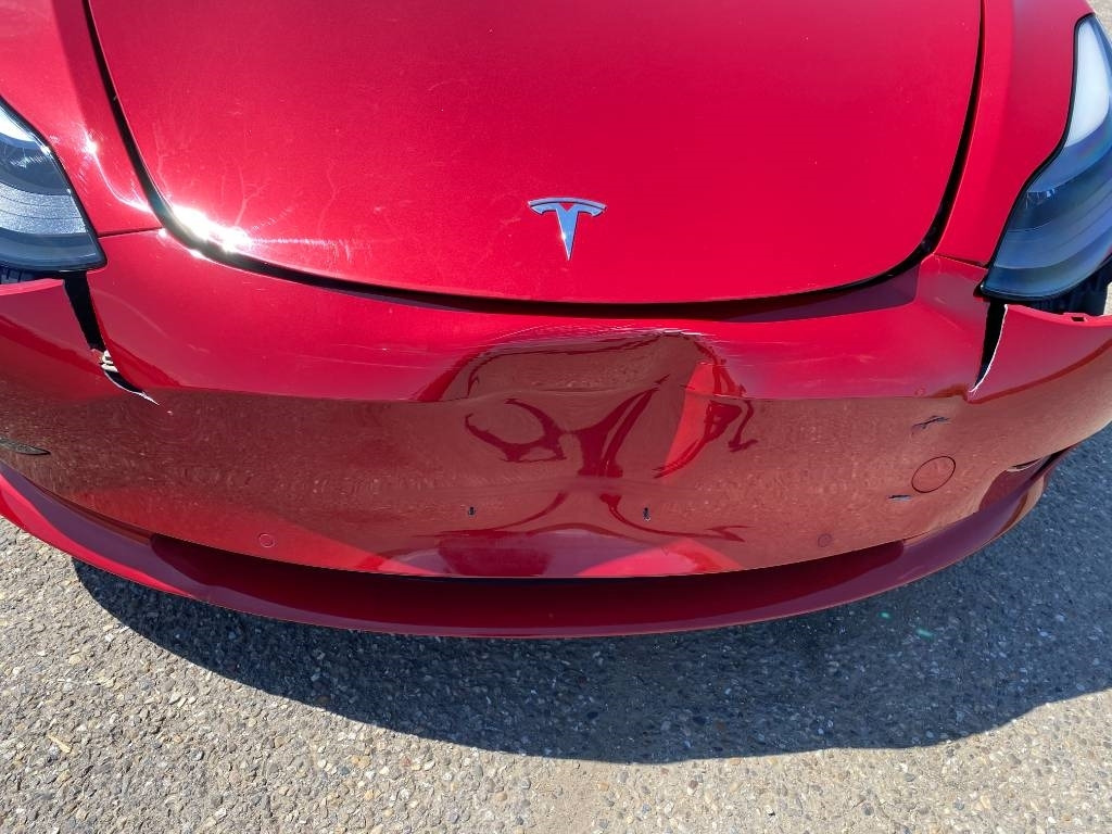 Coche Tesla MODEL 3 5YJ3 - Rwd Carte Grise Française endommagé: foto 10