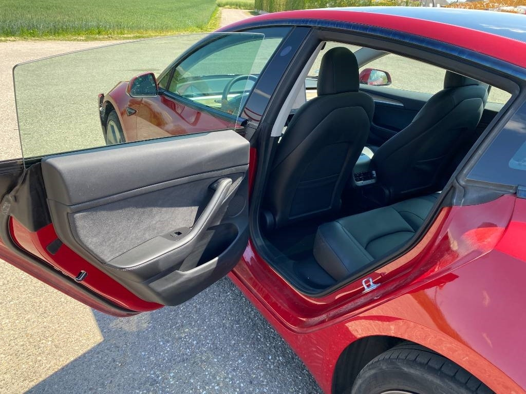 Coche Tesla MODEL 3 5YJ3 - Rwd Carte Grise Française endommagé: foto 27