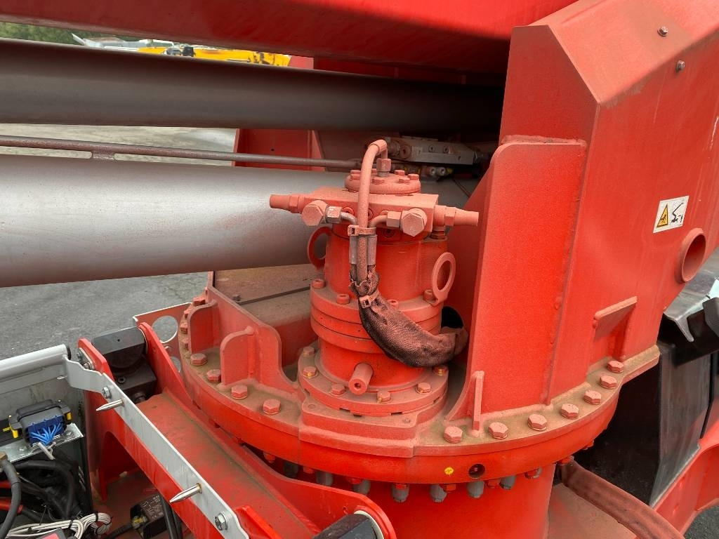 Plataforma araña Teupen LEO35T/PLUS a réparer: foto 26 Plataforma araña Teupen LEO35T/PLUS a réparer: foto 26