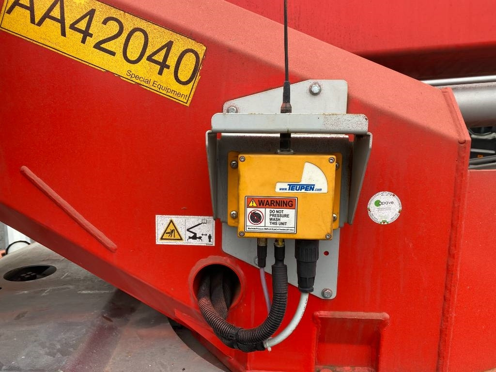 Plataforma araña Teupen LEO35T/PLUS a réparer: foto 38 Plataforma araña Teupen LEO35T/PLUS a réparer: foto 38