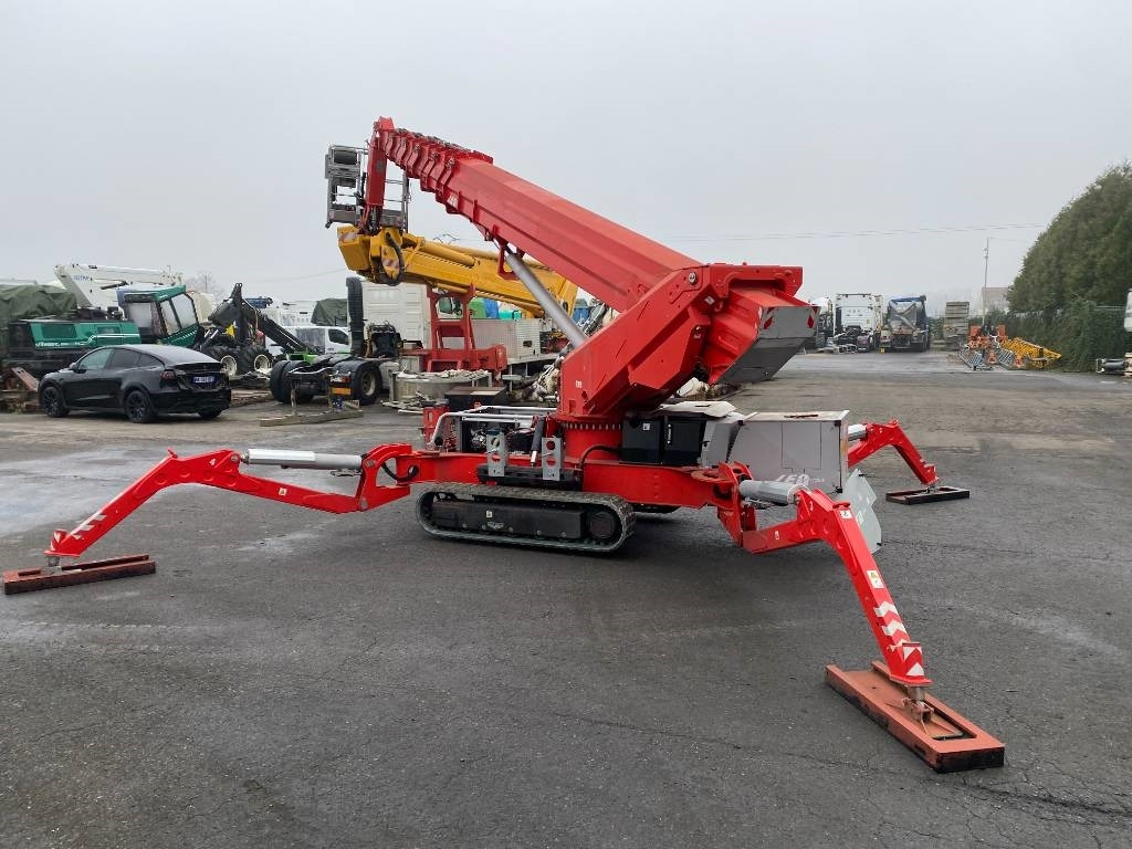 Plataforma araña Teupen LEO35T/PLUS a réparer: foto 10 Plataforma araña Teupen LEO35T/PLUS a réparer: foto 10