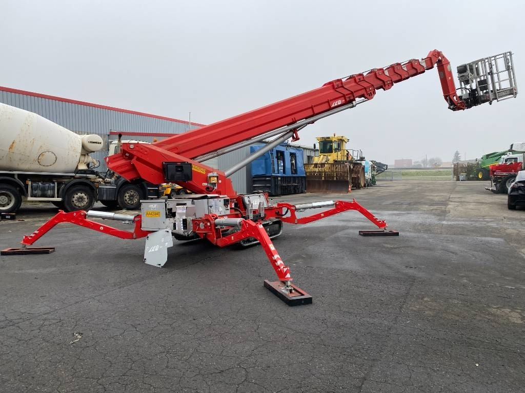 Plataforma araña Teupen LEO35T/PLUS a réparer: foto 9 Plataforma araña Teupen LEO35T/PLUS a réparer: foto 9