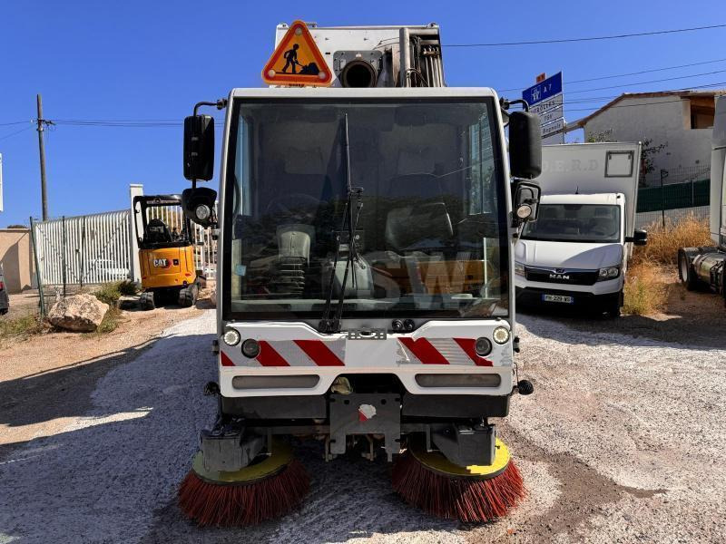 Bucher Schoerling CITYCAT 5006 - Barredora vial: foto 2 Bucher Schoerling CITYCAT 5006 - Barredora vial: foto 2