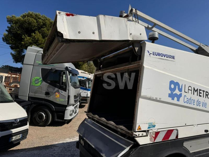 Bucher Schoerling CITYCAT 5006 - Barredora vial: foto 4 Bucher Schoerling CITYCAT 5006 - Barredora vial: foto 4