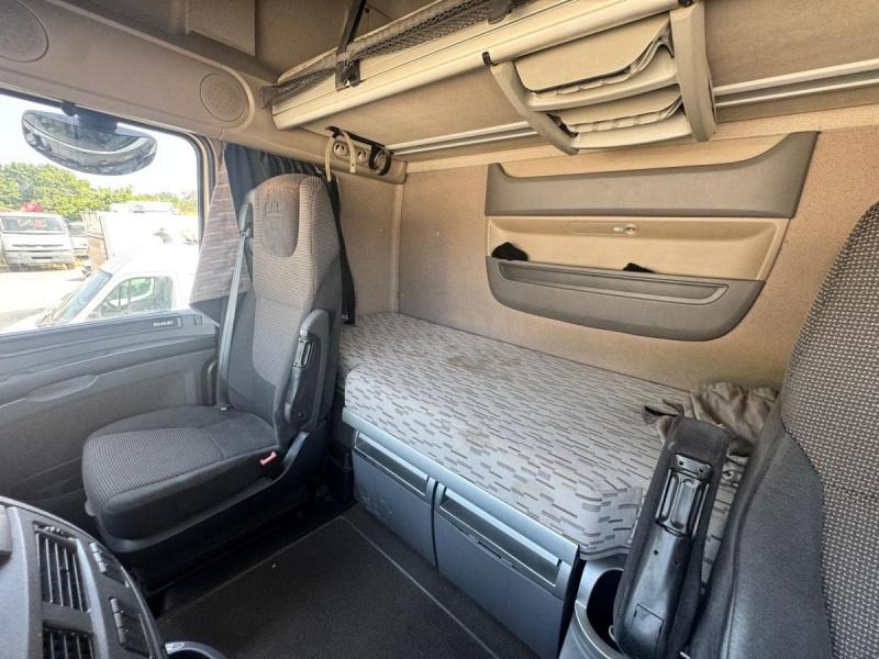 Cabeza tractora DAF XF 460: foto 14