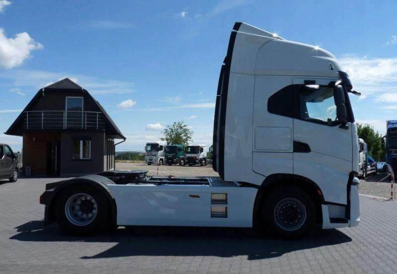Iveco S-WAY 490 - Cabeza tractora: foto 5 Iveco S-WAY 490 - Cabeza tractora: foto 5