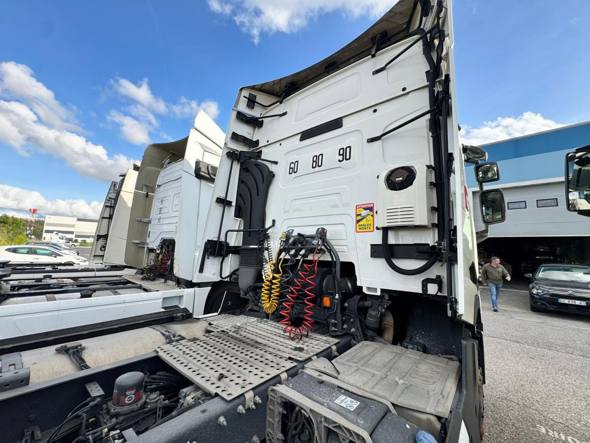 Renault T 460 - Cabeza tractora: foto 4 Renault T 460 - Cabeza tractora: foto 4