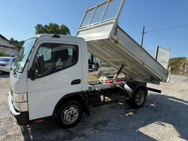 Mitsubishi Fuso Canter 3C15 - Furgoneta basculante: foto 1 Mitsubishi Fuso Canter 3C15 - Furgoneta basculante: foto 1