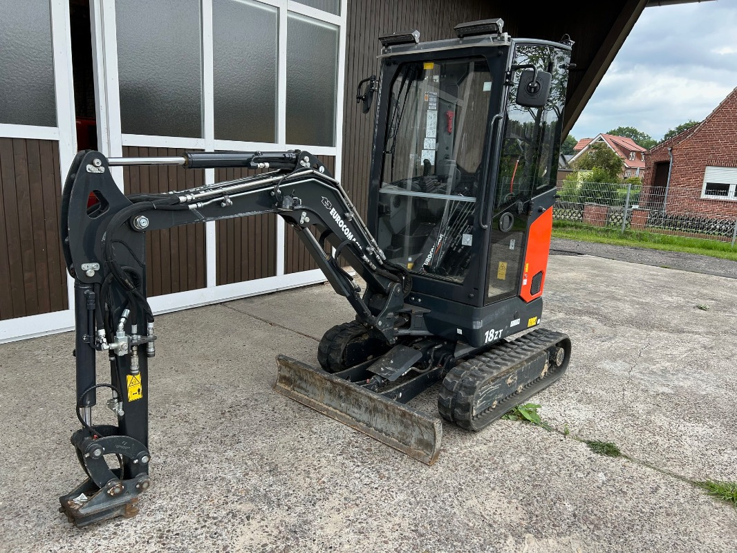 Eurocomach 18ZT - Miniexcavadora: foto 1 Eurocomach 18ZT - Miniexcavadora: foto 1