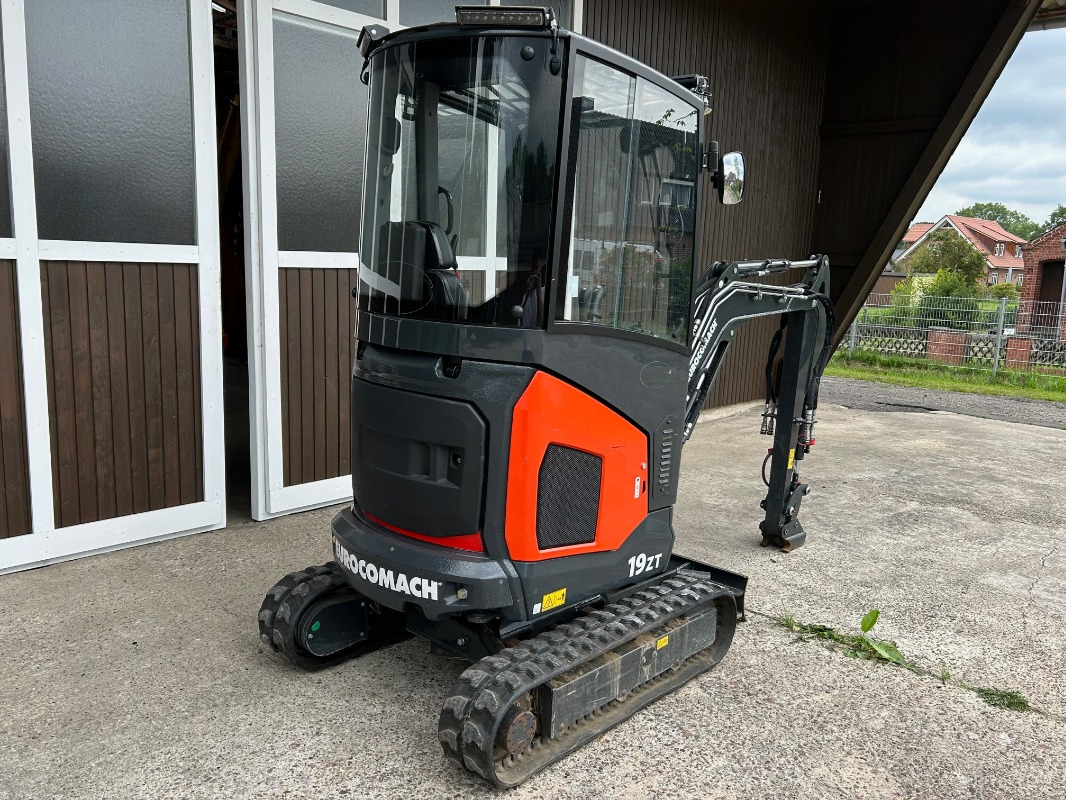 Eurocomach 19ZT - Miniexcavadora: foto 2 Eurocomach 19ZT - Miniexcavadora: foto 2
