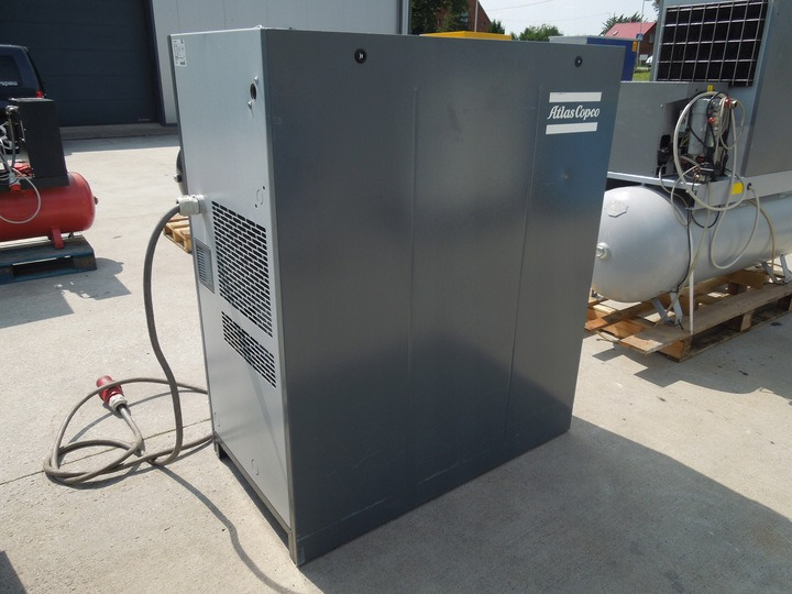 ATLAS COPCO GA22P - Compresor de aire: foto 1 ATLAS COPCO GA22P - Compresor de aire: foto 1