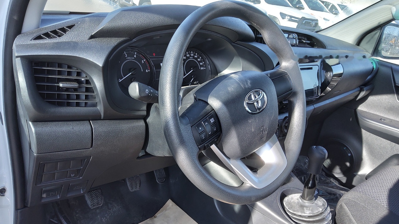 Pick-up Toyota Hilux / Revo Pick-up single Cab pack security 2.4L Turbo Diesel Manual: foto 12 Pick-up Toyota Hilux / Revo Pick-up single Cab pack security 2.4L Turbo Diesel Manual: foto 12