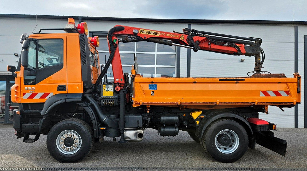 Iveco Trakker 190T33 4x4 Euro5 Kran Palfinger Funk - Camión volquete, Camión grúa: foto 5 Iveco Trakker 190T33 4x4 Euro5 Kran Palfinger Funk - Camión volquete, Camión grúa: foto 5