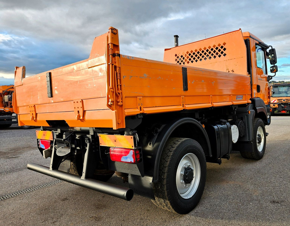 MAN TGM 13.290 4x4 Euro5 Winterdienst Single - Camión volquete: foto 5 MAN TGM 13.290 4x4 Euro5 Winterdienst Single - Camión volquete: foto 5