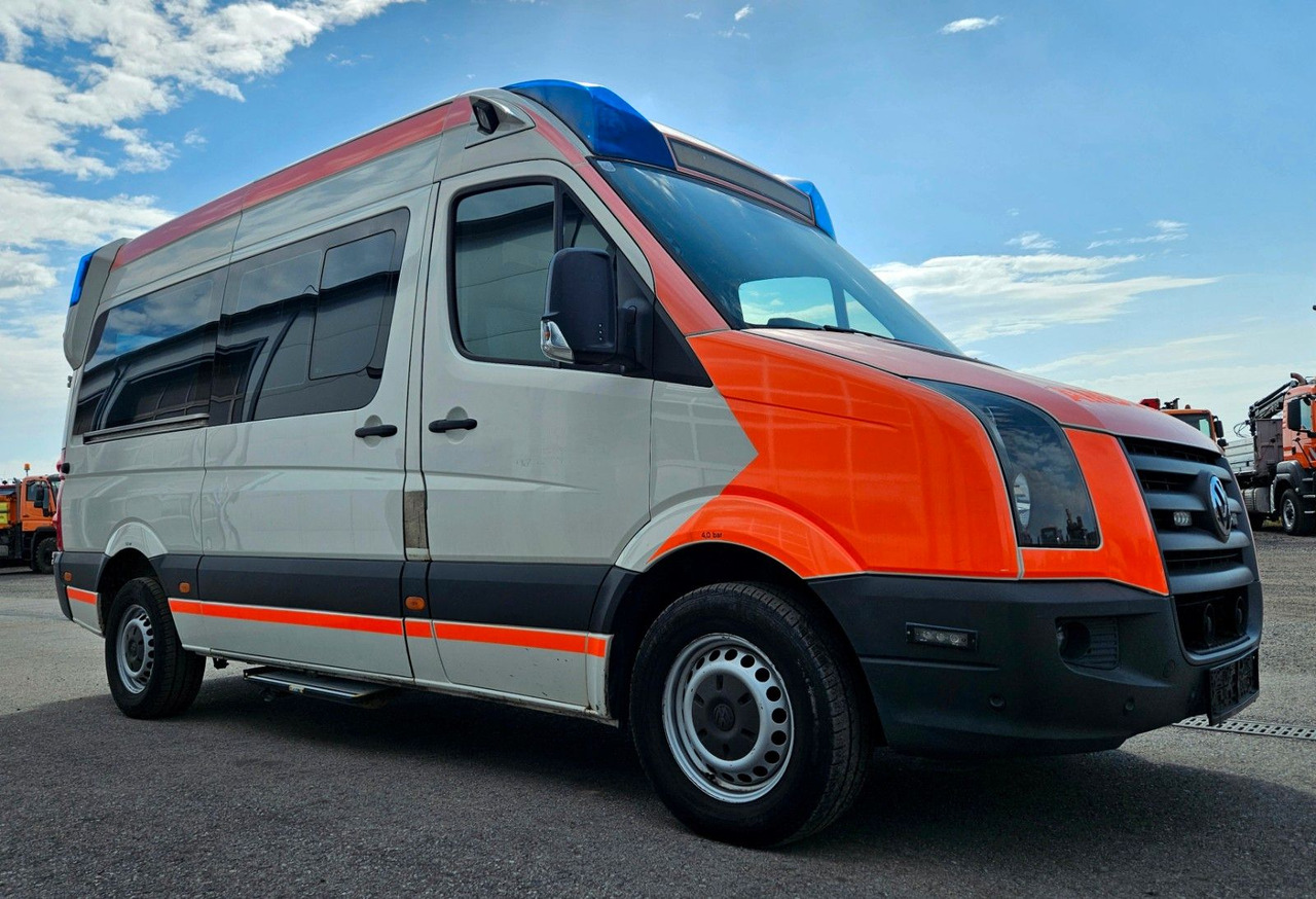 Ambulancia Volkswagen CRAFTER TDI Ambulance RTW L2H2 DLOUHY: foto 6