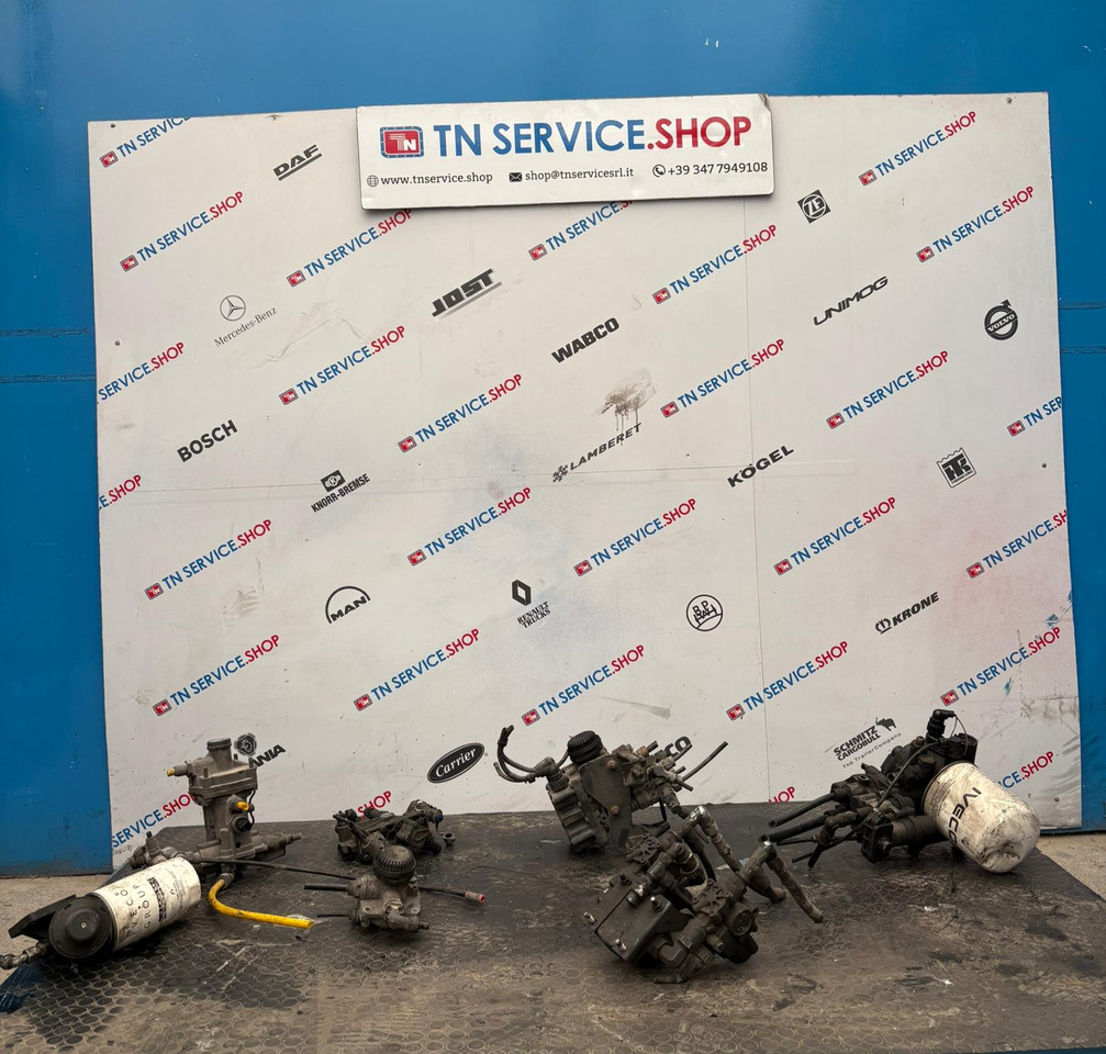 Filtri carburante Iveco - Filtro de combustible para Camión: foto 1 Filtri carburante Iveco - Filtro de combustible para Camión: foto 1