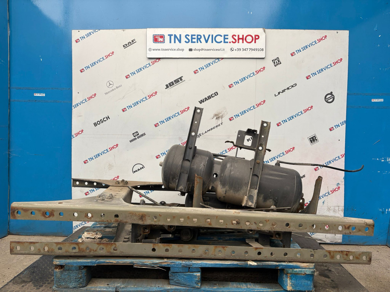 Serbatoio Aria, barra accoppiamento, differenziale DAF - Diferencial para Camión: foto 1 Serbatoio Aria, barra accoppiamento, differenziale DAF - Diferencial para Camión: foto 1