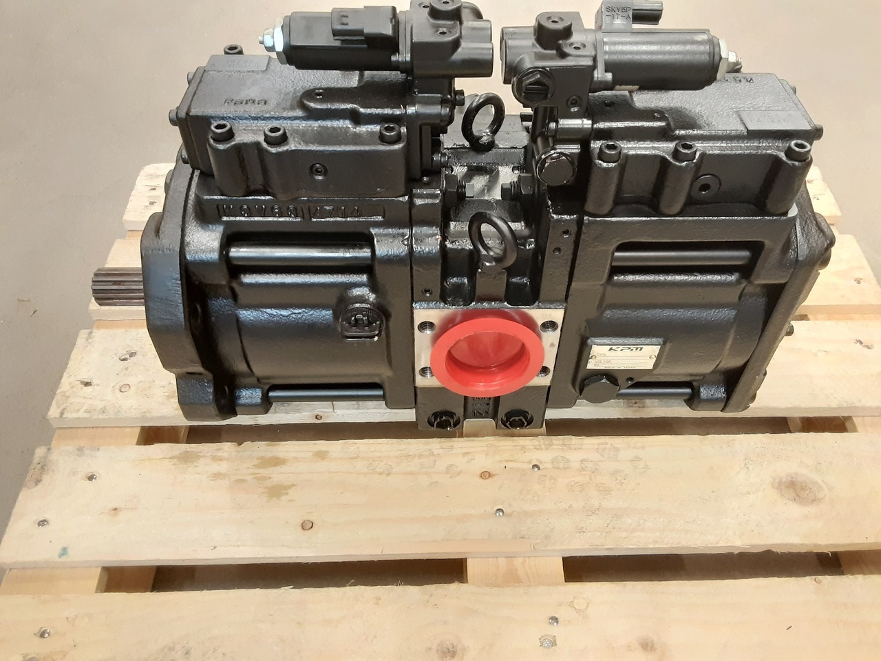 Kawasaki YY10V00001F6 - Bomba hidráulica para Excavadora de cadenas: foto 1 Kawasaki YY10V00001F6 - Bomba hidráulica para Excavadora de cadenas: foto 1