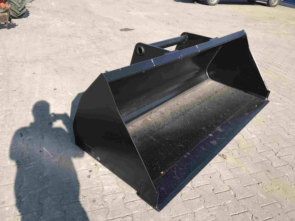 Bobcat Schaufel - Cazo para Maquinaria de construcción: foto 1 Bobcat Schaufel - Cazo para Maquinaria de construcción: foto 1