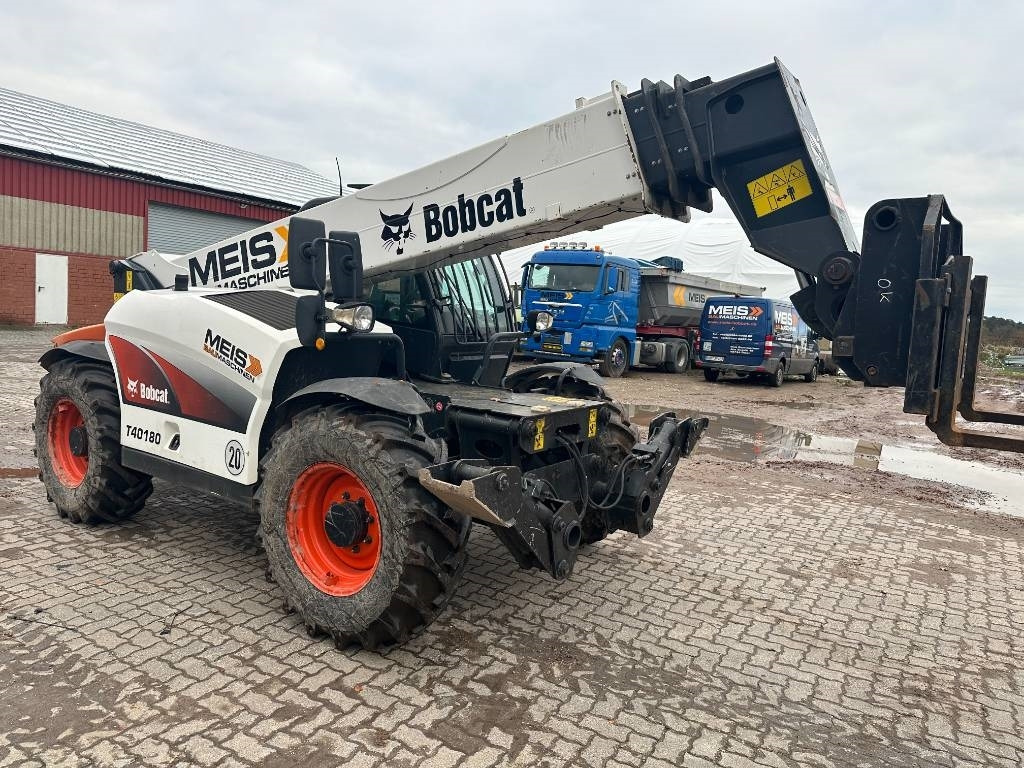Bobcat T 40180 3B - Manipulador telescópico: foto 1 Bobcat T 40180 3B - Manipulador telescópico: foto 1