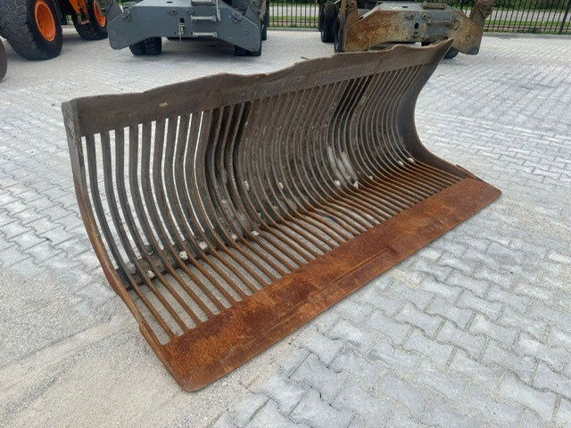 Volvo Puinriek 2700mm Breed L60 L70 L90 L110 - Cuchara para clasificación: foto 3 Volvo Puinriek 2700mm Breed L60 L70 L90 L110 - Cuchara para clasificación: foto 3