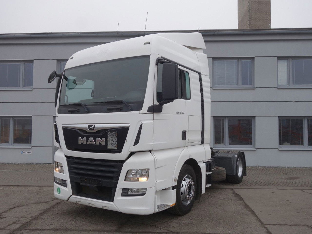 MAN TGX 18.500 Standard - Cabeza tractora: foto 1 MAN TGX 18.500 Standard - Cabeza tractora: foto 1