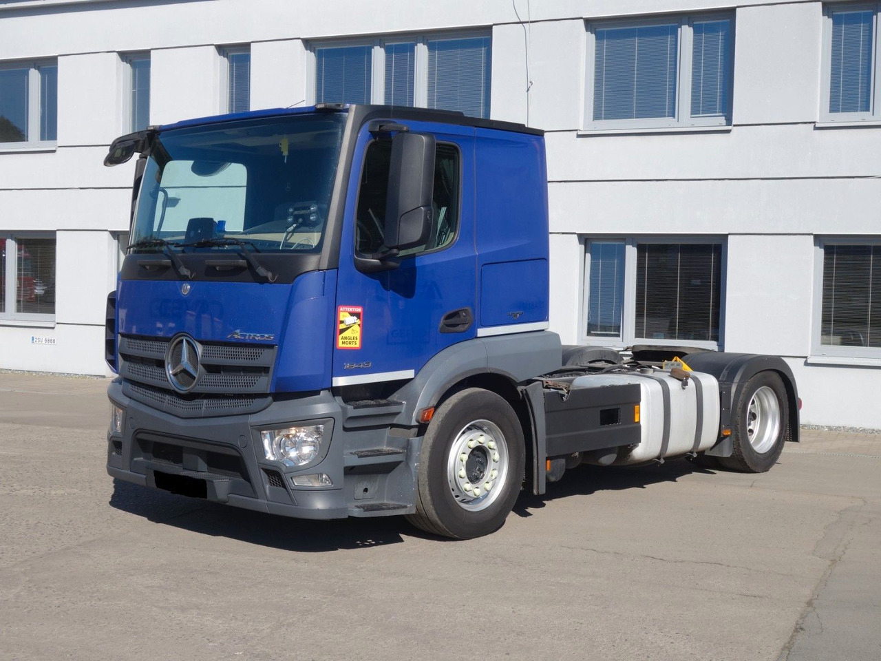 Mercedes-Benz Actros 1843 LSNRL LD, Retarder, Navi, 9 Stk. - Cabeza tractora: foto 5 Mercedes-Benz Actros 1843 LSNRL LD, Retarder, Navi, 9 Stk. - Cabeza tractora: foto 5