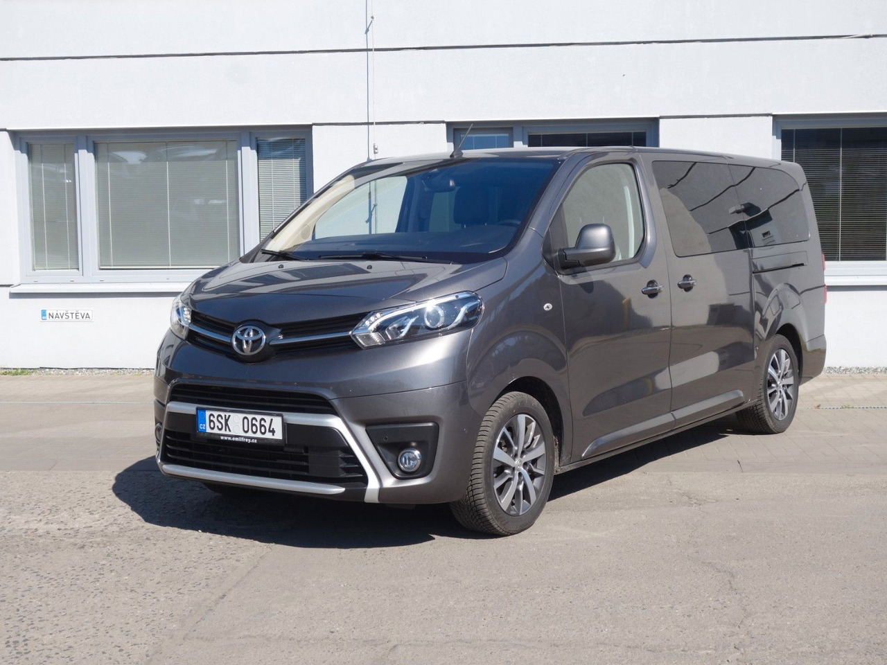 Toyota Proace Verso L2 Executive - Furgoneta de pasajeros: foto 1 Toyota Proace Verso L2 Executive - Furgoneta de pasajeros: foto 1