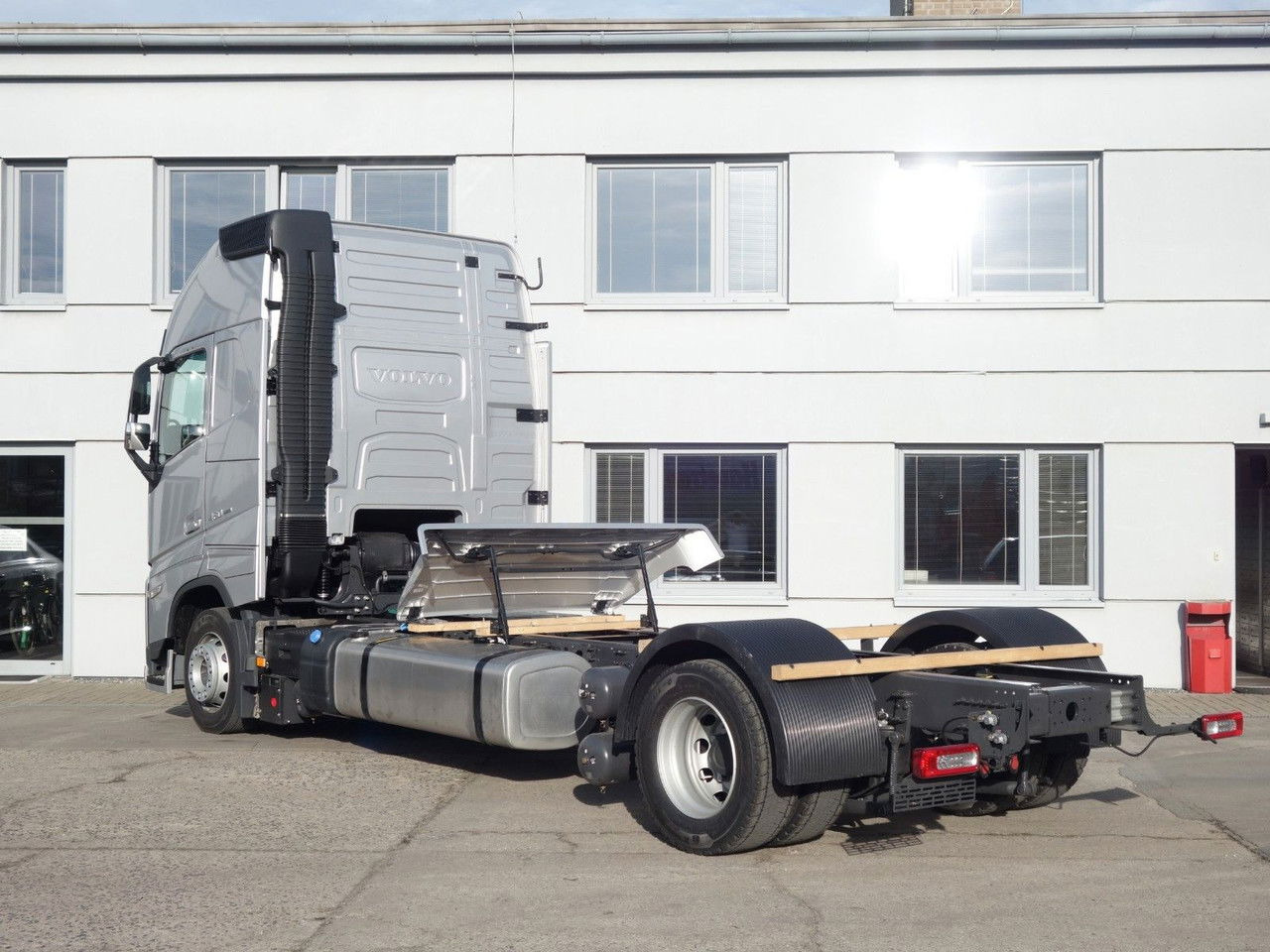 Volvo FH 13 XL 460 Turbo Compound Neue - Camión portacontenedore/ Intercambiable: foto 5 Volvo FH 13 XL 460 Turbo Compound Neue - Camión portacontenedore/ Intercambiable: foto 5