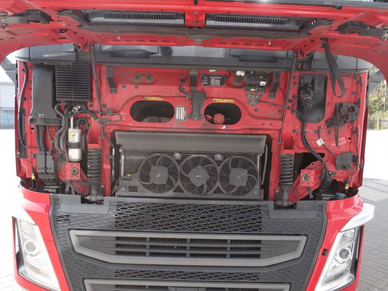 Camión lona Volvo FH 460 XL 6x2, 120 cbm, Durchfahren: foto 16