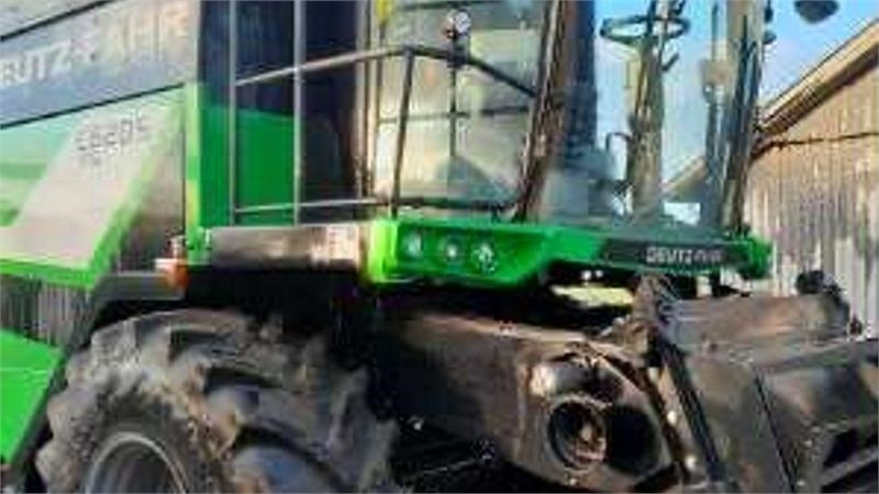 Deutz-fahr 6205 TS - Cosechadora de granos: foto 1 Deutz-fahr 6205 TS - Cosechadora de granos: foto 1