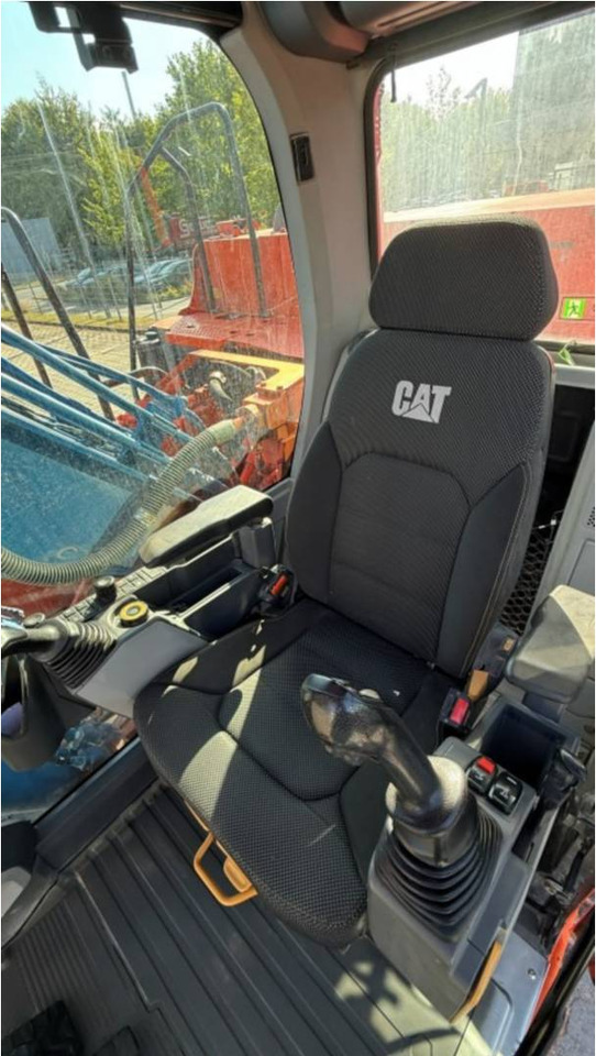 Excavadora de cadenas CAT 323-07: foto 11 Excavadora de cadenas CAT 323-07: foto 11