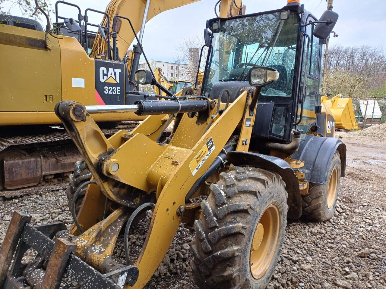 CAT 908H2 - Cargadora de ruedas: foto 1 CAT 908H2 - Cargadora de ruedas: foto 1