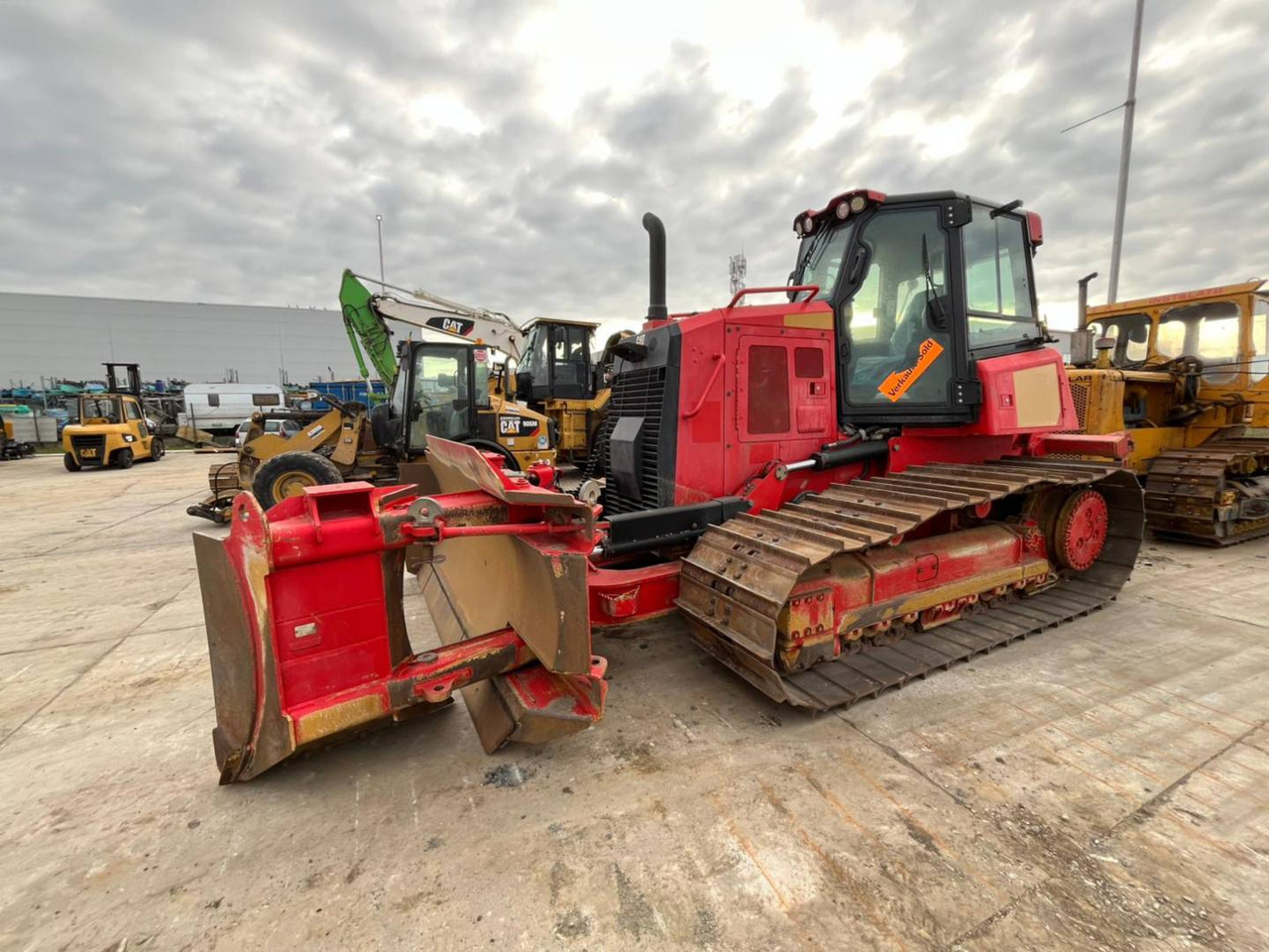 CAT D6K2LGP - Bulldozer: foto 1 CAT D6K2LGP - Bulldozer: foto 1