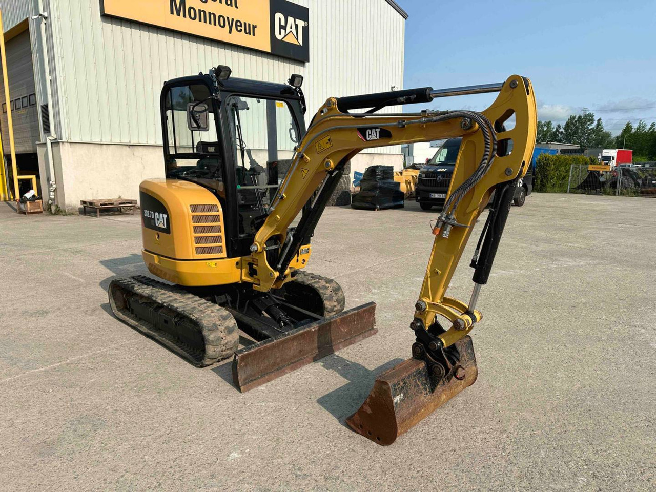Excavadora de cadenas CAT 302.7DCR: foto 15
