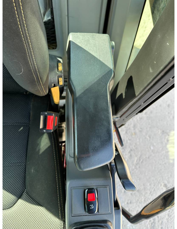 Excavadora de cadenas CAT 323: foto 18