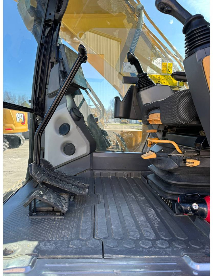 Excavadora de cadenas CAT 323: foto 14